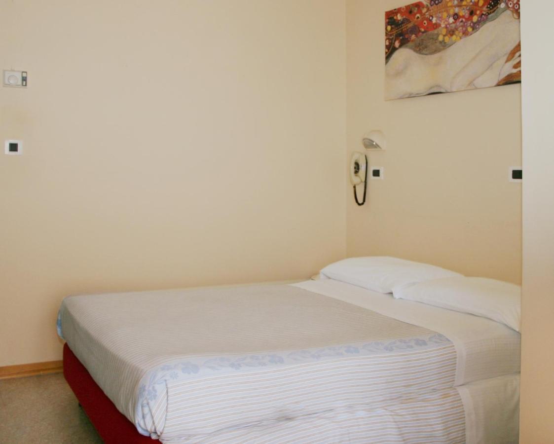 Hotel Jolie 리치오네 외부 사진